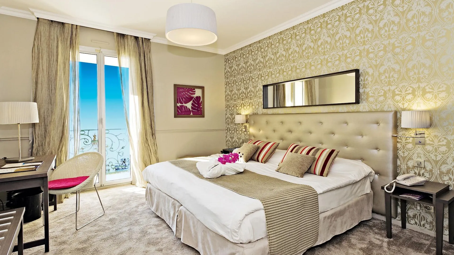 Hotel Le Royal Promenade Des Anglais Nice