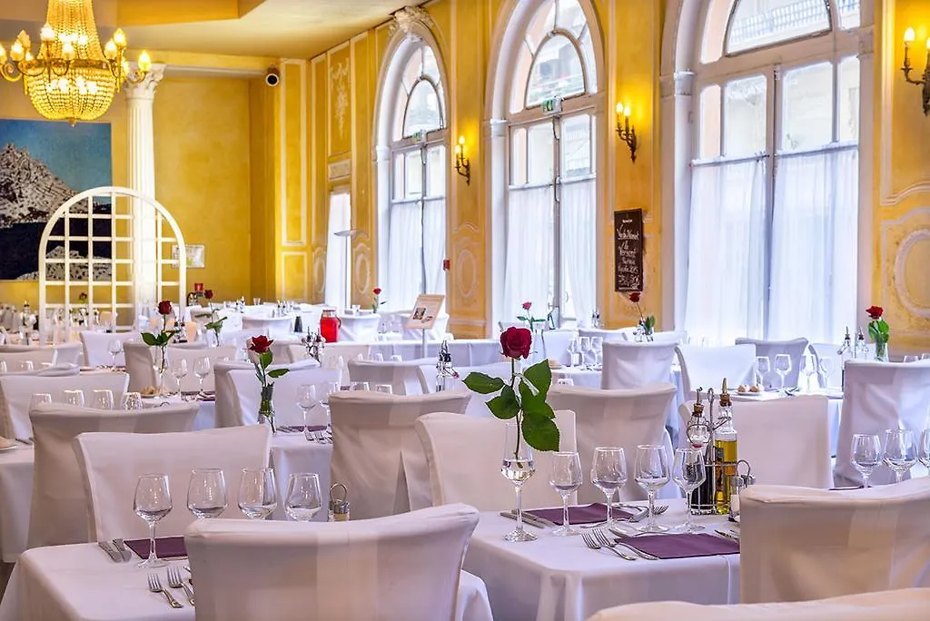 Hotel Le Royal Promenade Des Anglais Nice