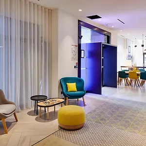 Hotel By Ihg