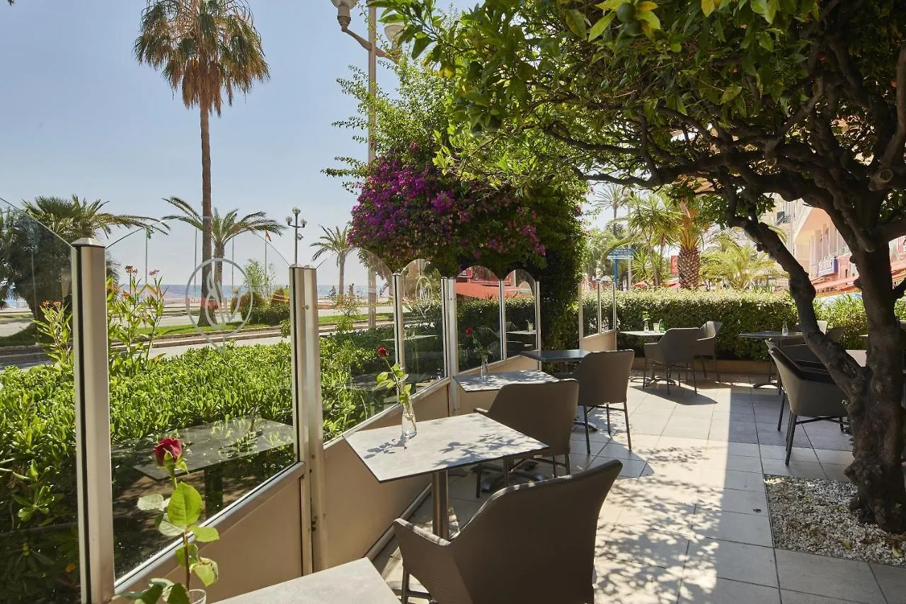 Hôtel Le Royal Promenade des Anglais Nice 3*,